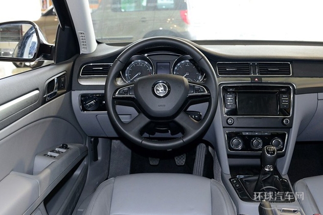 2013款 1.8TSI 手動(dòng)名仕版