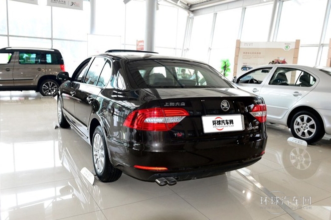2013款 1.8TSI 手動名仕版