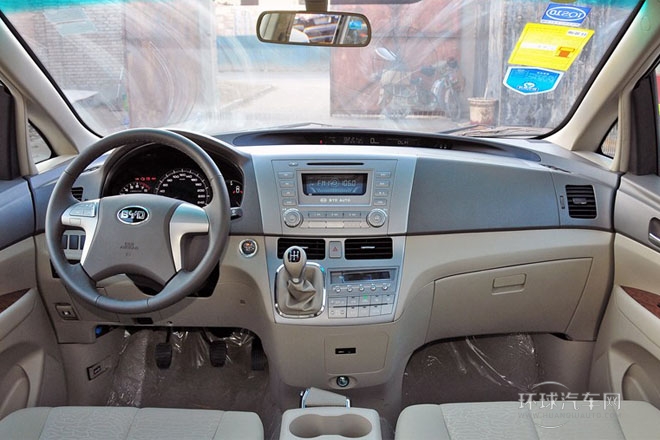 2013款 1.5L 自動(dòng)舒適型
