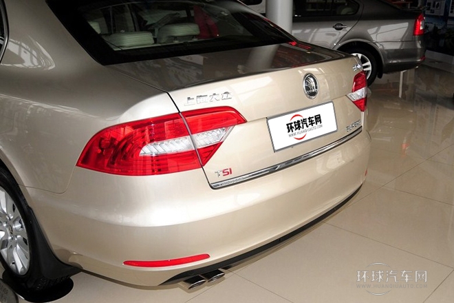 2013款 1.8TSI 自動(dòng)名仕版