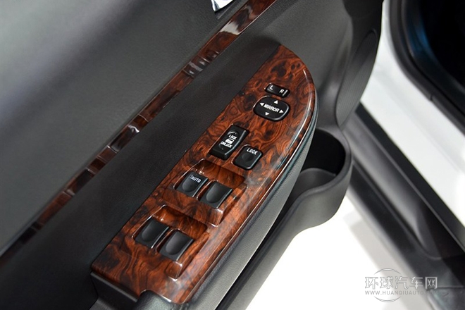 2014款 1.6L 手動(dòng)豪華版
