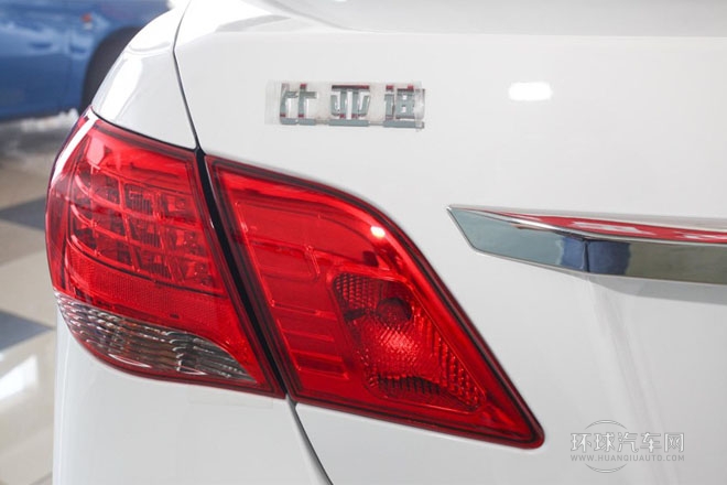 2012款 1.5L 手動(dòng)舒適型