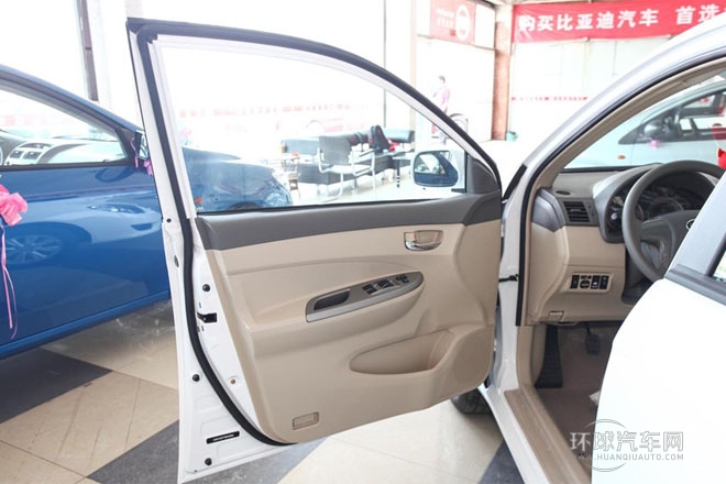 2012款 1.5L 手動(dòng)舒適型