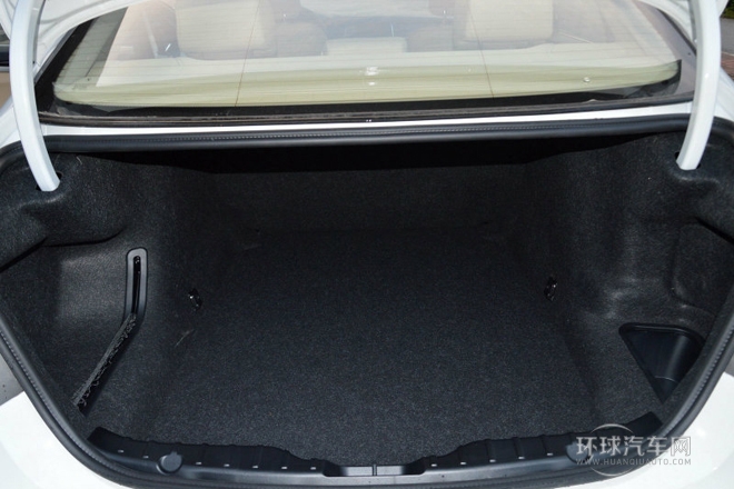 2014款 525Li 領(lǐng)先型