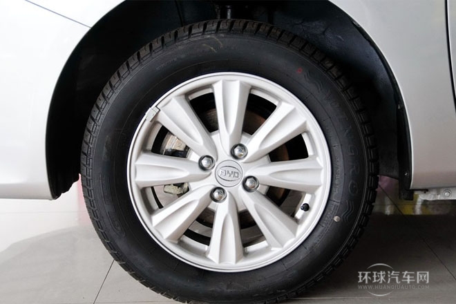 2012款 1.5L 手動(dòng)尊貴型