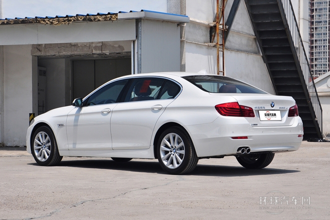 2014款 528Li xDrive風(fēng)尚設(shè)計(jì)套裝