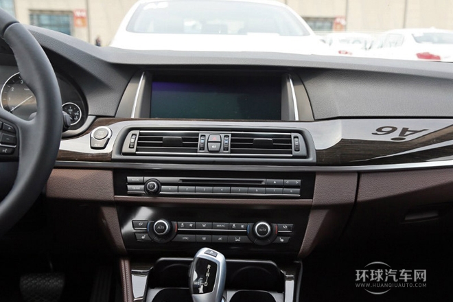 2014款 528Li xDrive豪華設(shè)計(jì)套裝