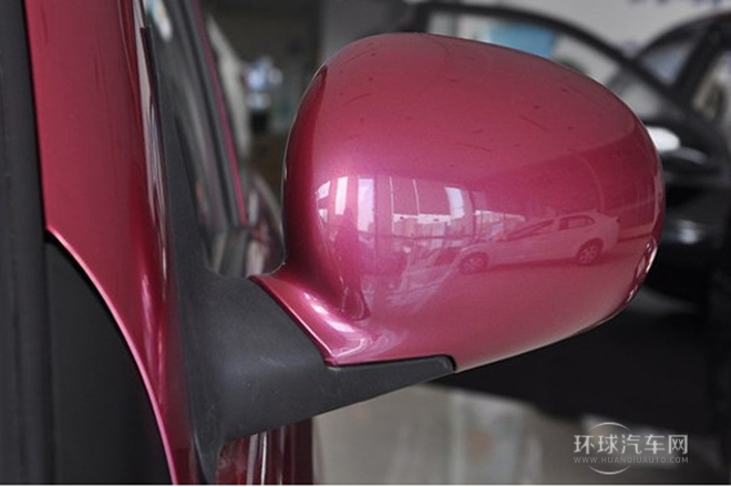 2014款 1.3L 手動標(biāo)準(zhǔn)型