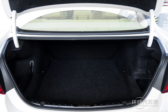 2014款 528Li 領(lǐng)先型