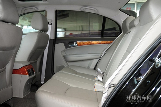 2012款 1.8L 手動(dòng)豪華型