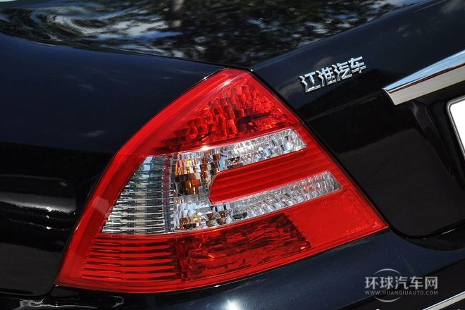 2012款 1.8L 手動(dòng)商務(wù)版
