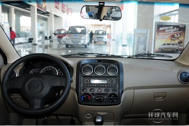 2010款 1.2L 標(biāo)準(zhǔn)型
