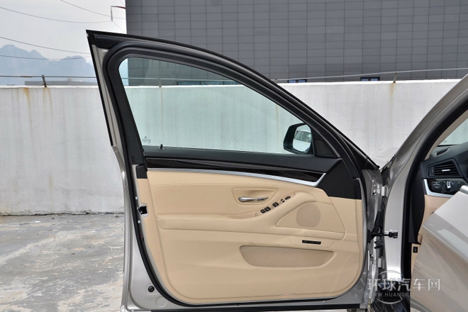 2014款 530Li 領(lǐng)先型