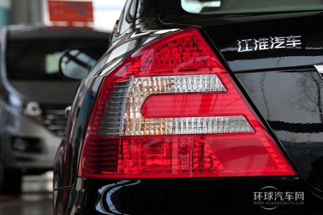 2012款 2.0L 自動(dòng)豪華型