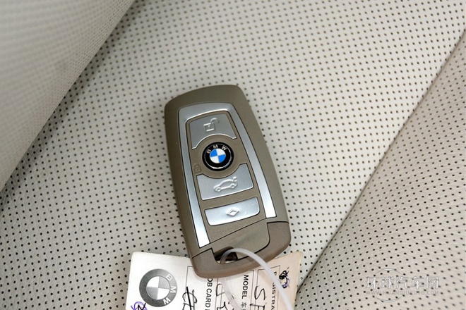 2014款 535Li 行政型 風(fēng)尚設(shè)計(jì)套裝