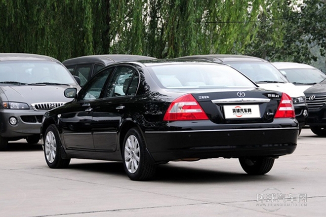 2012款 2.0L 自動尊崇型