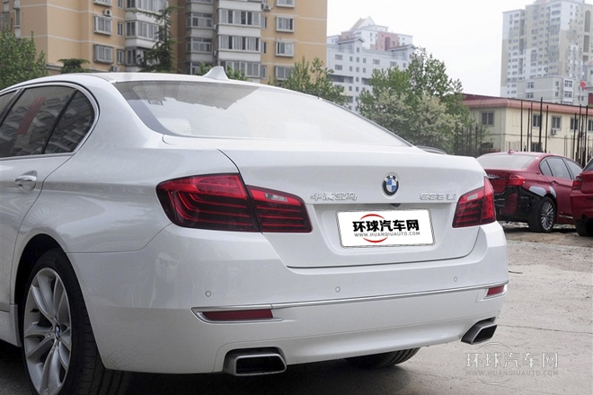 2014款 535Li 行政型 風(fēng)尚設(shè)計(jì)套裝