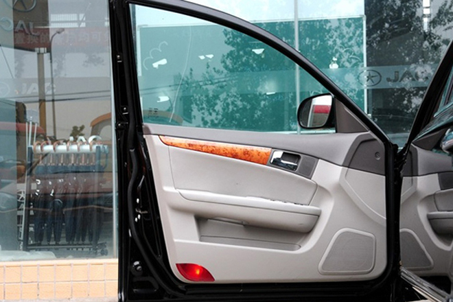2012款 2.0L 自動(dòng)尊崇型