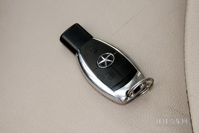 2012款 2.0L 自動(dòng)尊崇型