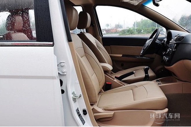 2010款 1.4L 標(biāo)準(zhǔn)型