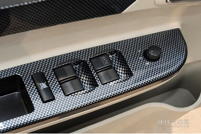 2011款 520領(lǐng)航版 1.5L 豪華型