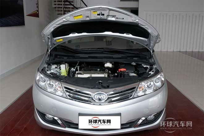 2013款 2.4L 自動(dòng)尊貴型