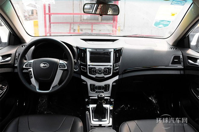 2014款 1.5L 手動(dòng)舒適型