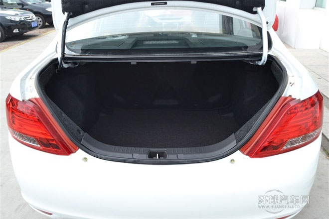 2014款 1.5L 手動(dòng)舒適型