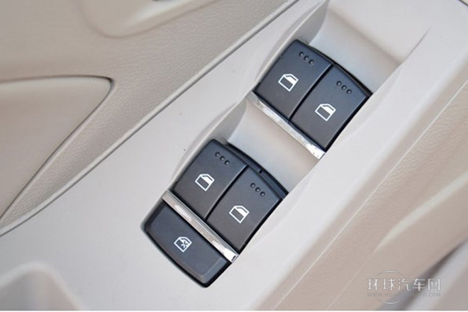 2014款 越級(jí)版 1.5L 豪華型