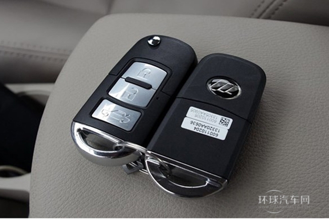 2013款 1.8L 標(biāo)準(zhǔn)型LX