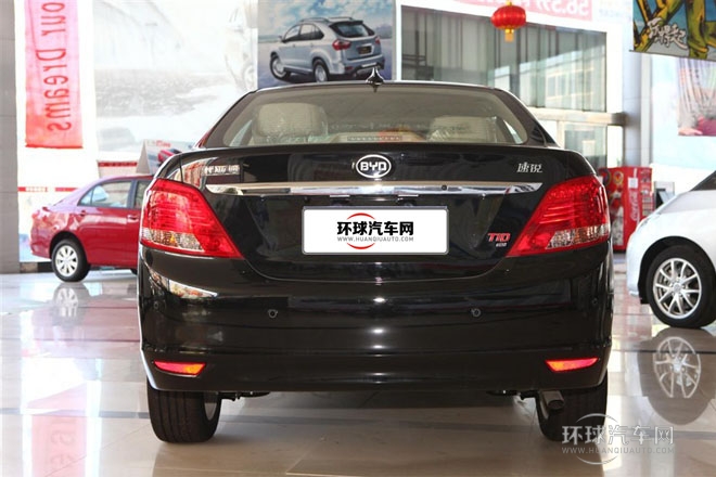 2013款 1.5L 手動(dòng)尊貴型