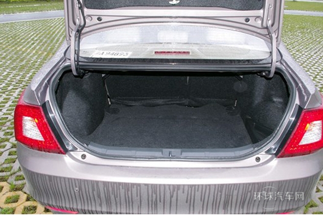 2013款 1.8L 標(biāo)準(zhǔn)型LX