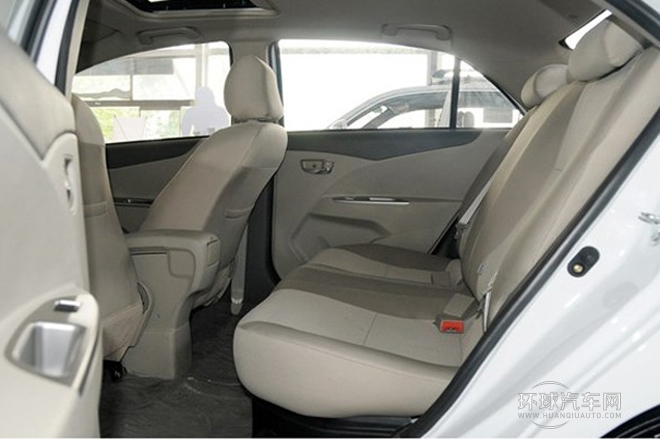 2014款 1.3L 手動(dòng)旗艦型