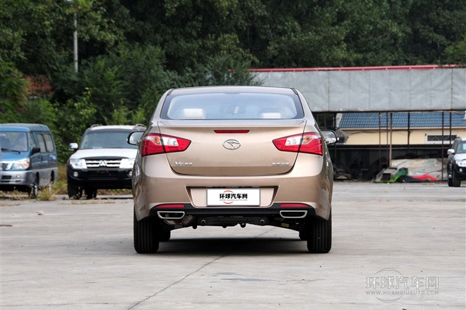 2013款 1.5L 手動(dòng)標(biāo)準(zhǔn)型CNG