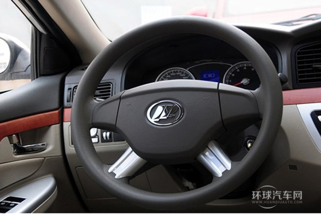 2012款 1.5L 手動(dòng)舒適A型CNG