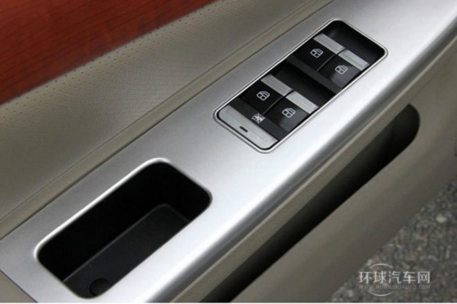2012款 1.5L 手動(dòng)舒適B型CNG