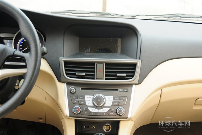 2014款 1.5L CVT舒適型