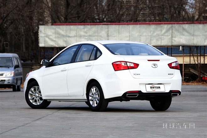2014款 1.5L 手動(dòng)標(biāo)準(zhǔn)型