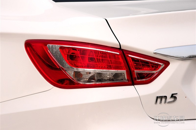 2014款 1.6L 手動(dòng)舒適型