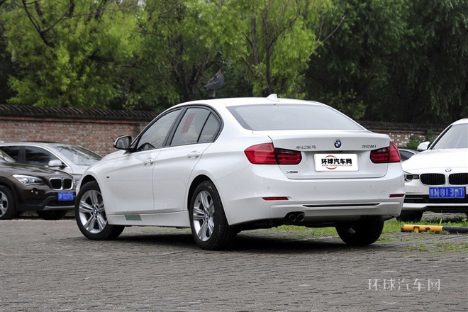 2014款 328i xDrive運(yùn)動設(shè)計套裝