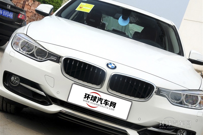 2014款 328i 運(yùn)動(dòng)設(shè)計(jì)套裝