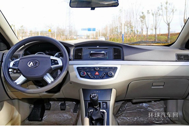2014款 1.5L 手動(dòng)旗艦型