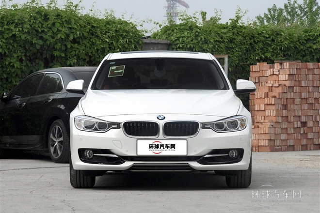 2014款 328i 運動設(shè)計套裝