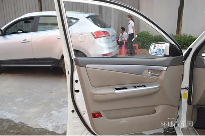 2014款 1.5L 手動(dòng)舒適B型VVT