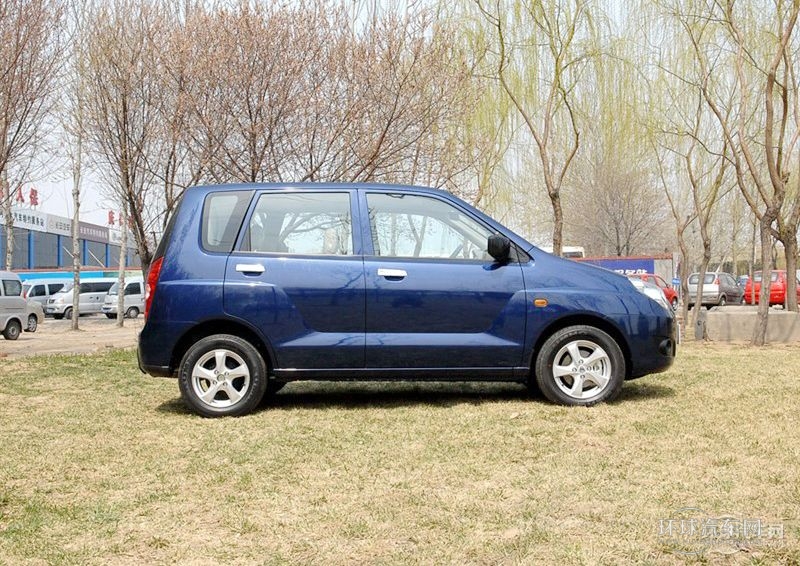 2009款 1.5L 手動(dòng)舒適型