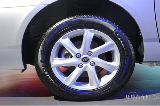 2014款 1.5L 手動(dòng)旗艦型VVT