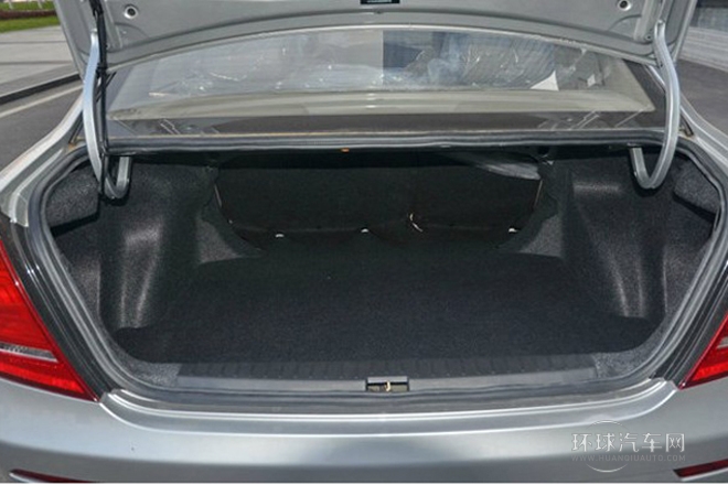 2014款 1.5L 手動(dòng)旗艦型VVT