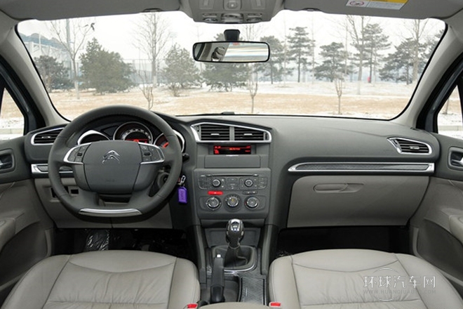 2013款 1.6L 手動(dòng)勁智版