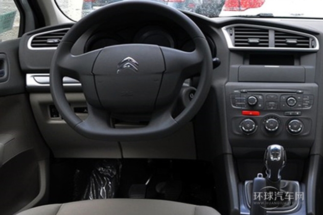 2013款 1.6L 手動(dòng)勁享版