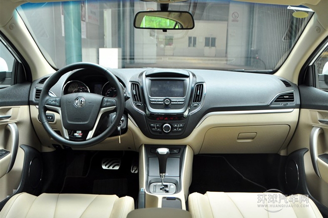 2012款 1.5L 自動領(lǐng)航版